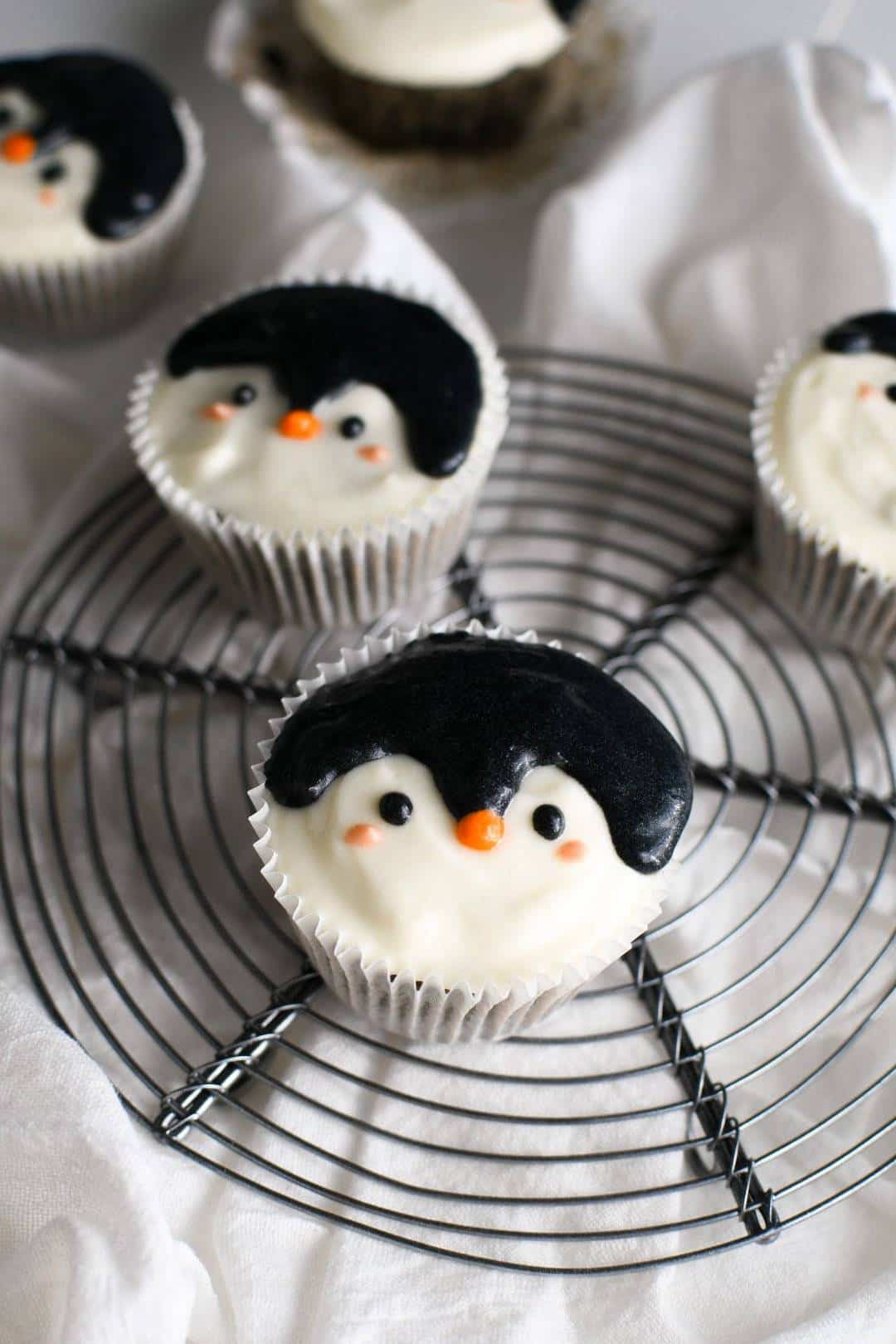 Black Sesame Oreo Penguin Cupcakes with Cream Cheese Frosting