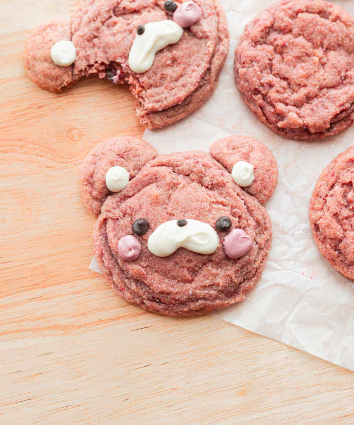 Cute strawberry sugar cookies decorated as bears.