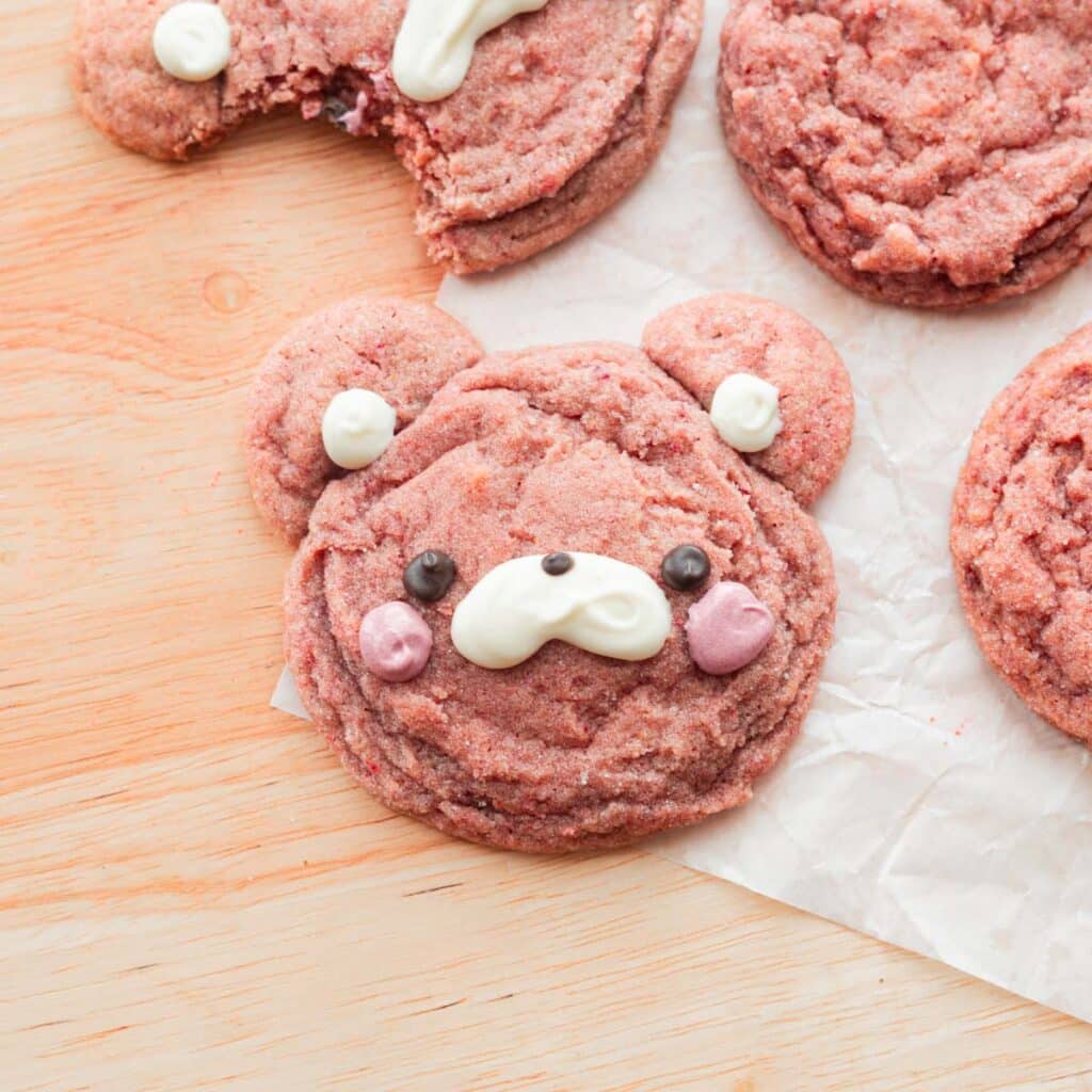 Cute strawberry sugar cookies decorated as bears.