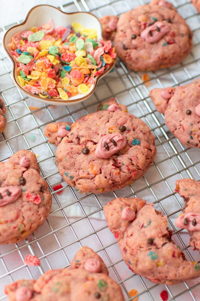 Pig cookies on a wire rack