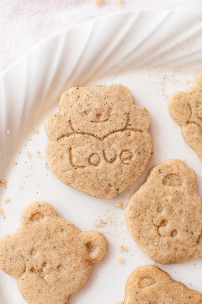 Cute bear heart cookie 