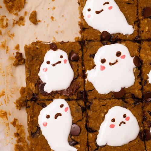 Cute ghost pumpkin blondies