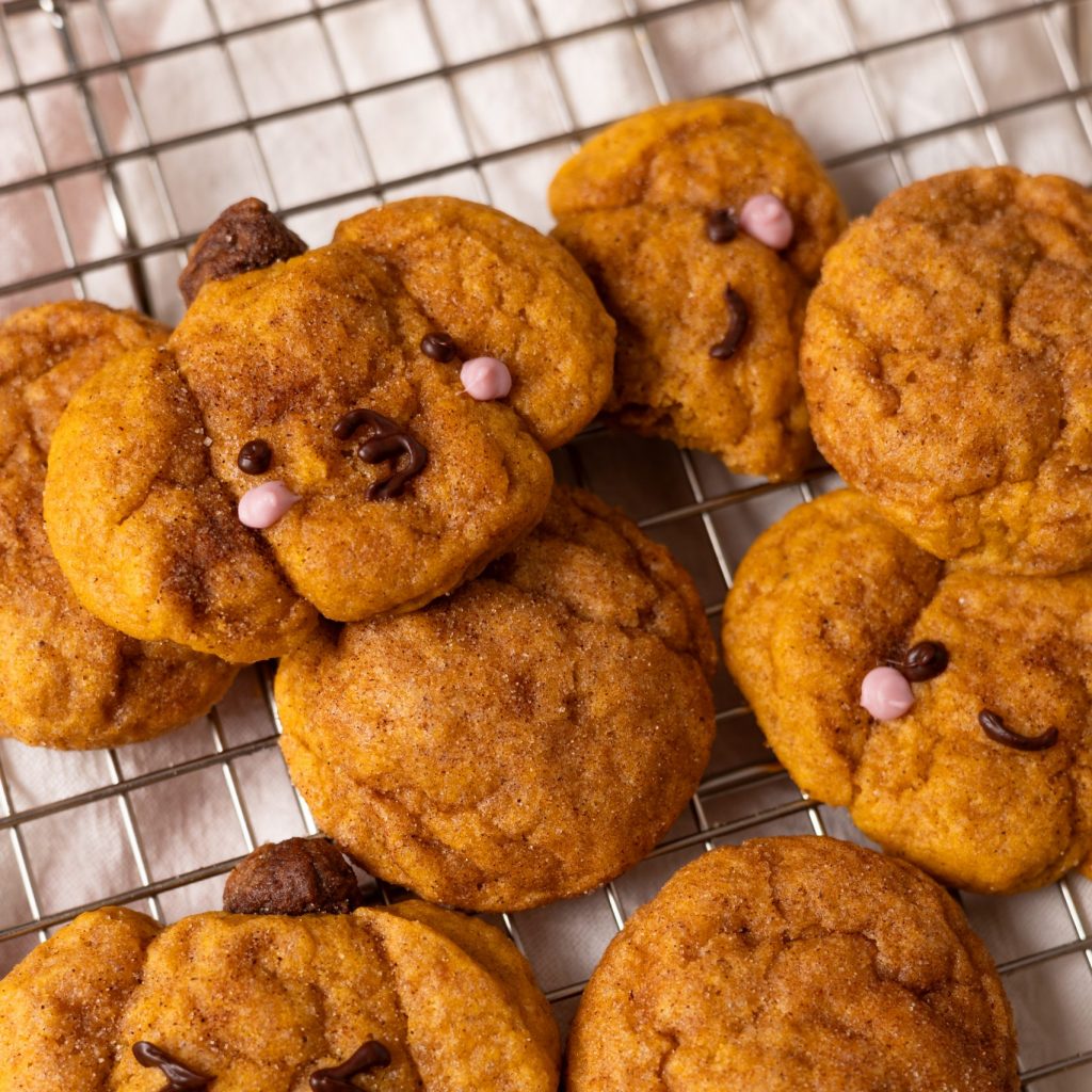 Kawaii Pumpkin Snickerdoodles on a wire rack